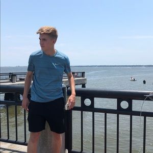 Meet your Posher, Chris